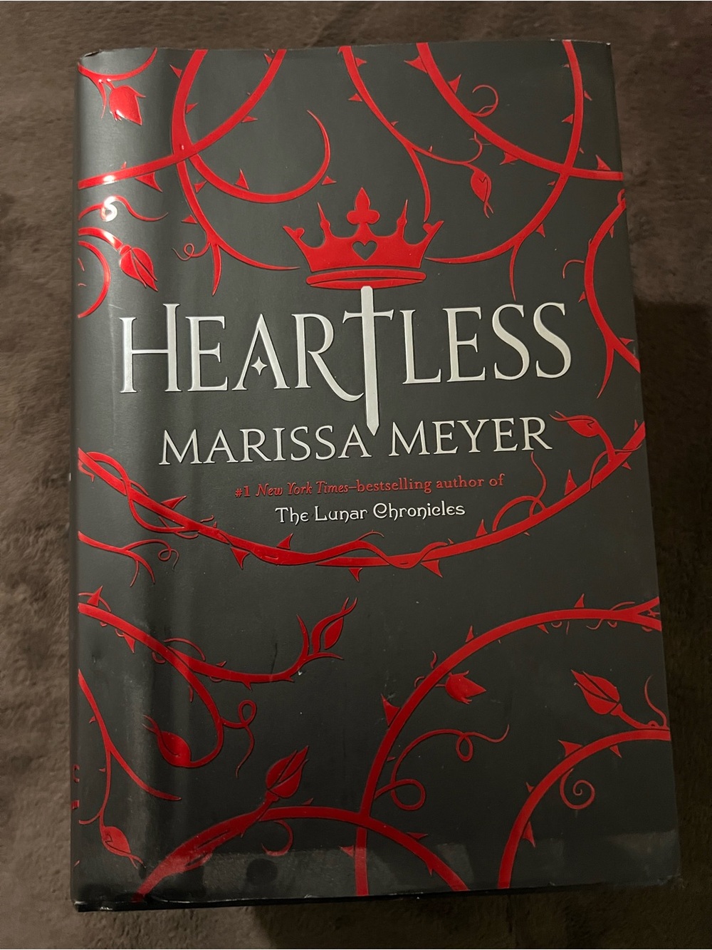 Heartless by Marissa Meyer - Black & Red Hardcover